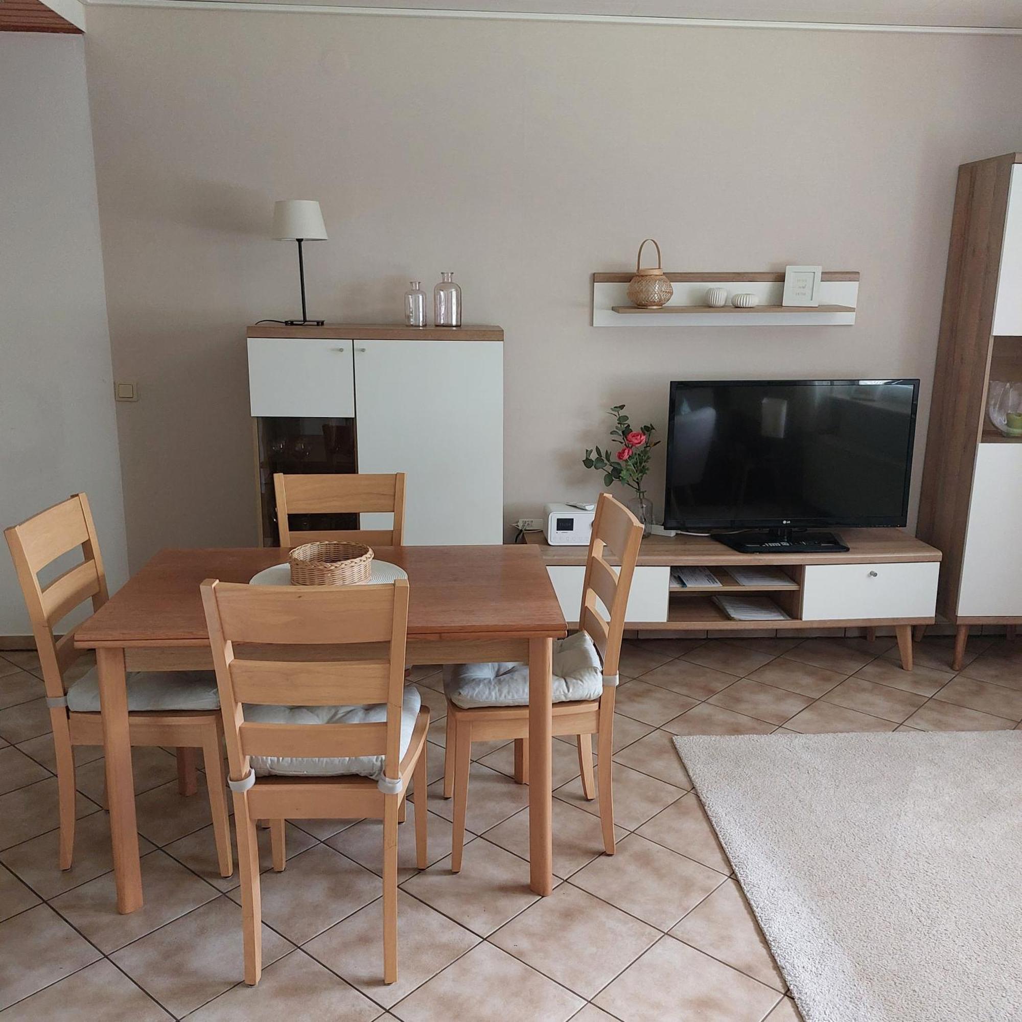 Ferienwohnung Fackiner Gemunden an der Wohra Bagian luar foto